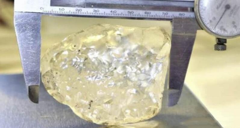 1098克拉！世界第三大钻石在非洲南部被挖出